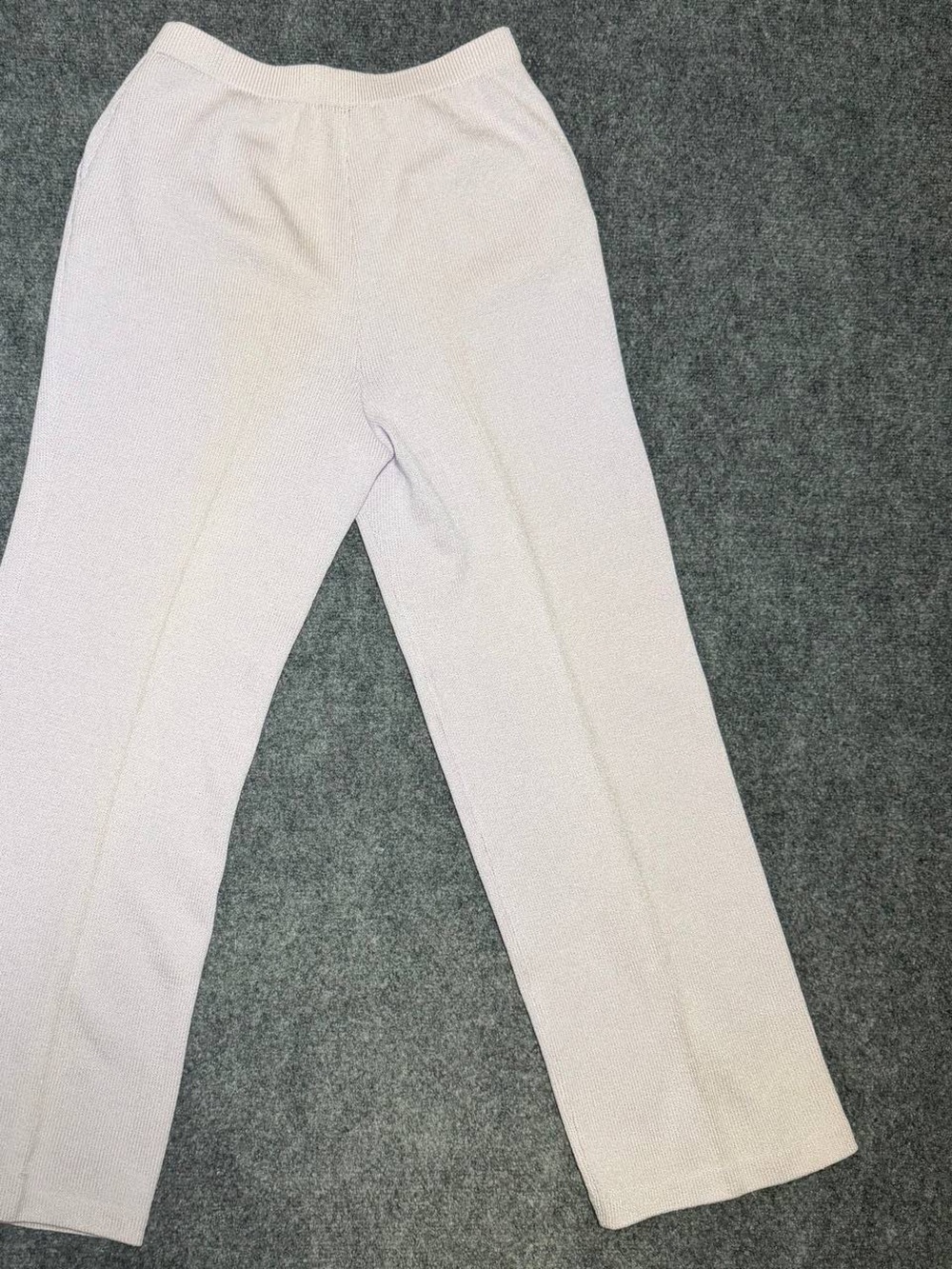 St. John Cream Textured Knit Sweater